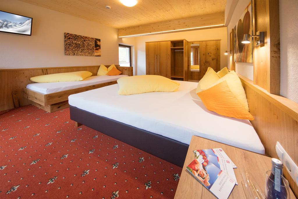Haus Stefanie Hotel Solden Exterior photo